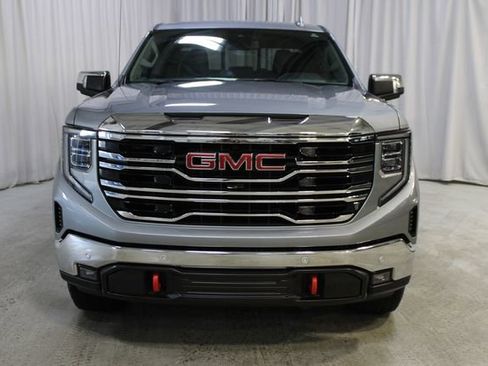 Used 2024 GMC Sierra 1500 SLT w/ SLT Premium Plus Package image 26