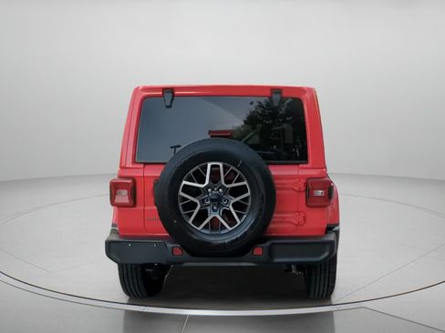 Used 2026 Jeep Wrangler Unlimited Sahara AWD/4WD image 25