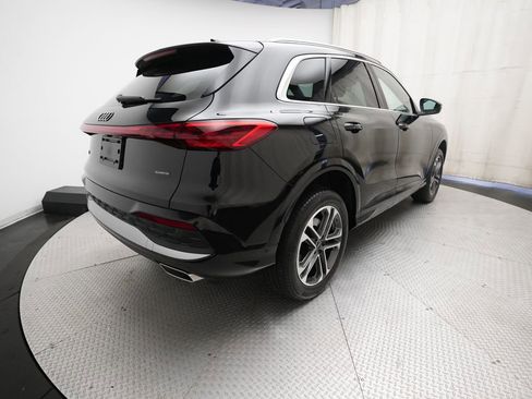 Used 2025 Audi Q5 Premium w/ Convenience Package AWD/4WD image 13