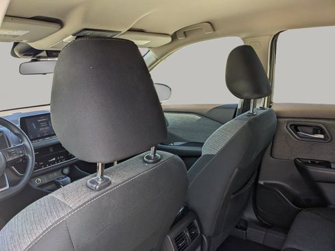 Used 2021 Nissan Rogue SV FWD image 18