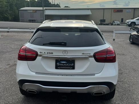 Used 2019 Mercedes-Benz GLA 250 4MATIC image 4