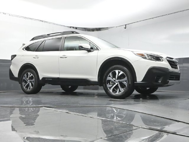 Used 2020 Subaru Outback Limited w/ Popular Package #2 AWD/4WD image 42