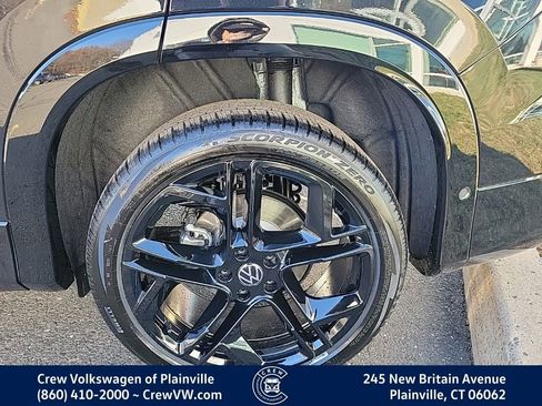 New 2026 Volkswagen Tiguan SE R-Line image 18