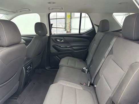 Used 2020 Chevrolet Traverse LS image 30