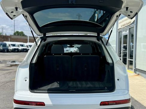 Used 2023 Audi Q7 3.0T Premium Plus AWD/4WD image 7