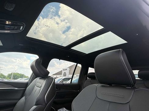 New 2025 Jeep Grand Cherokee Overland w/ Luxury Tech Group IV image 10