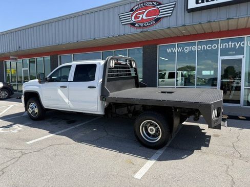 Used 2019 GMC Sierra 3500 4x4 Crew Cab w/ Sierra Convenience Package image 4