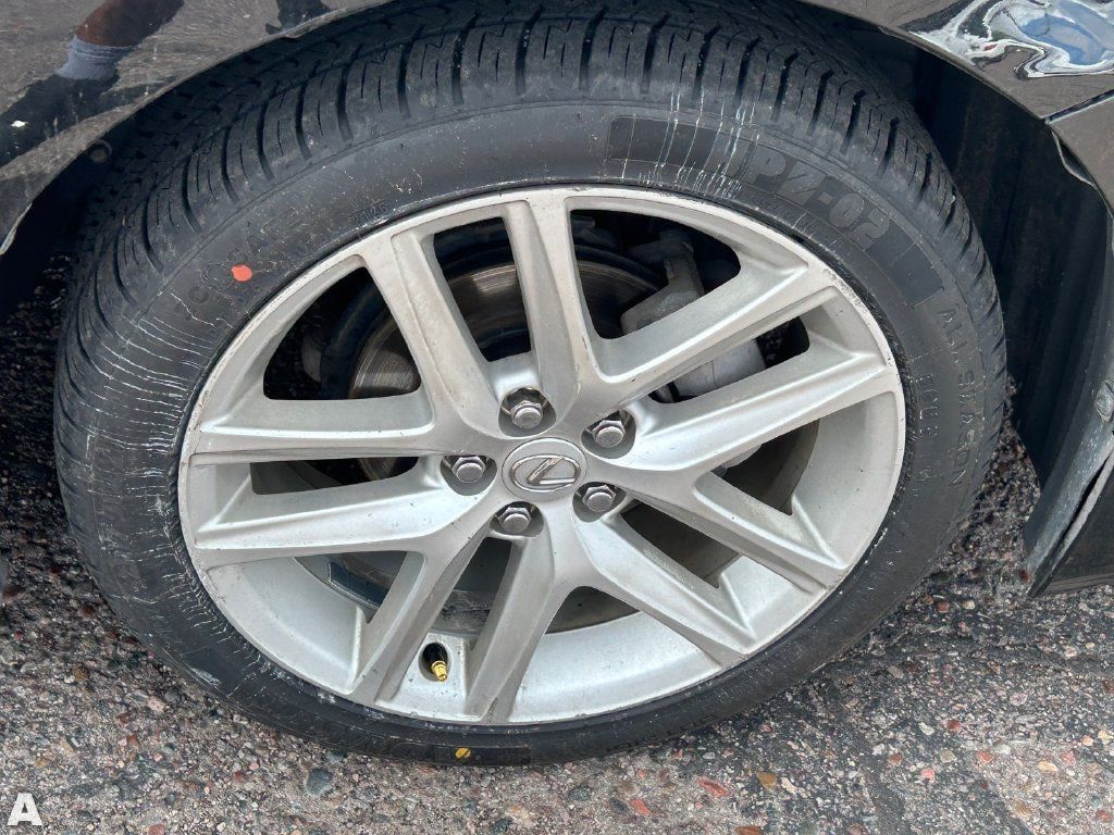 Used 2015 Lexus CT 200h FWD image 10