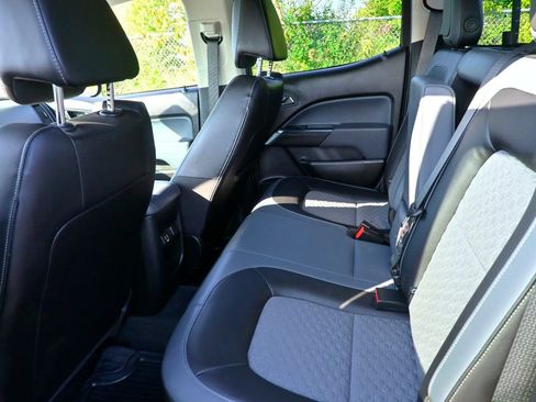 Used 2021 Chevrolet Colorado Z71 w/ Safety Package image 18