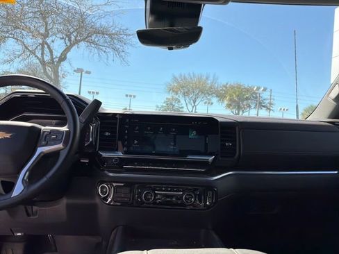 Used 2025 Chevrolet Silverado 2500 LT w/ All Star Edition image 9