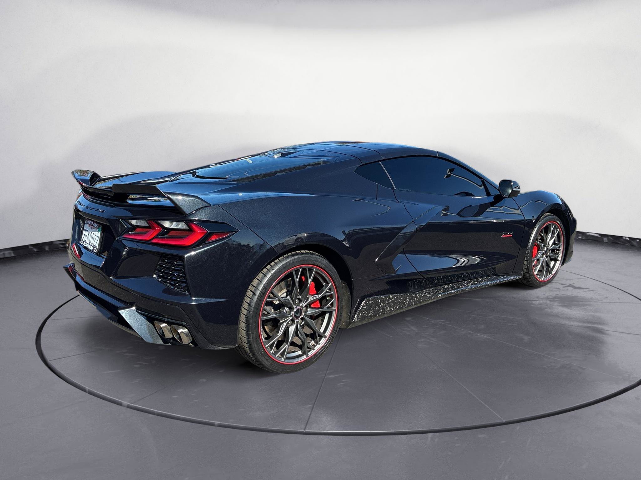 Used 2023 Chevrolet Corvette Stingray Premium Cpe w/ Z51 Performance Package RWD image 4