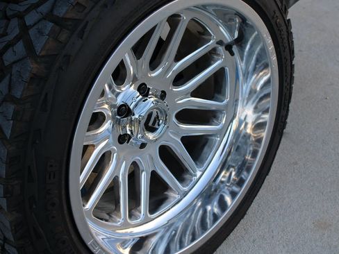 Used 2019 Ford F150 Limited image 9