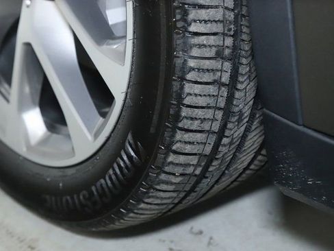 Certified 2024 BMW X5 xDrive40i w/ Premium Package image 37