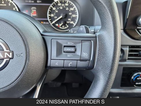 Used 2024 Nissan Pathfinder S FWD image 18