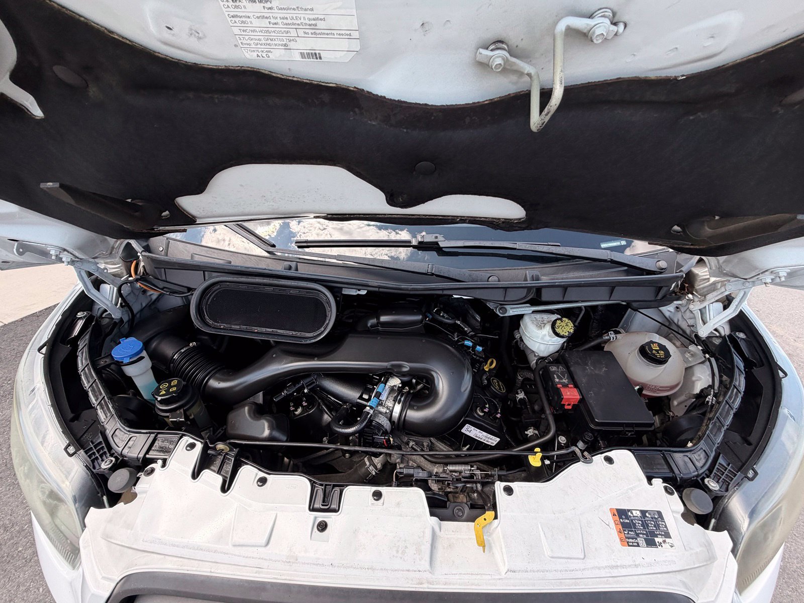 Used 2016 Ford Transit 150 XL RWD image 29