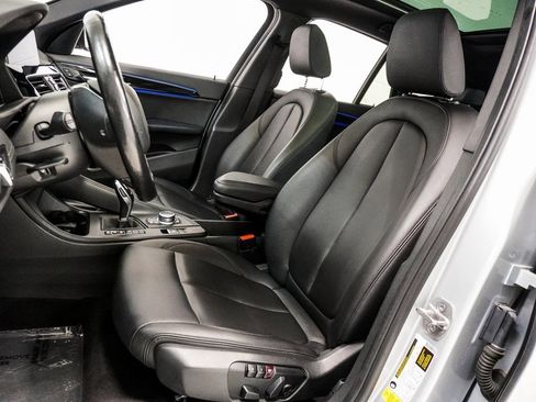 Used 2021 BMW X1 sDrive28i image 6