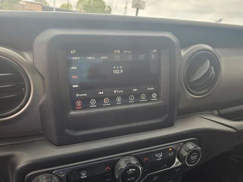 Used 2020 Jeep Wrangler Unlimited Sport S image 32