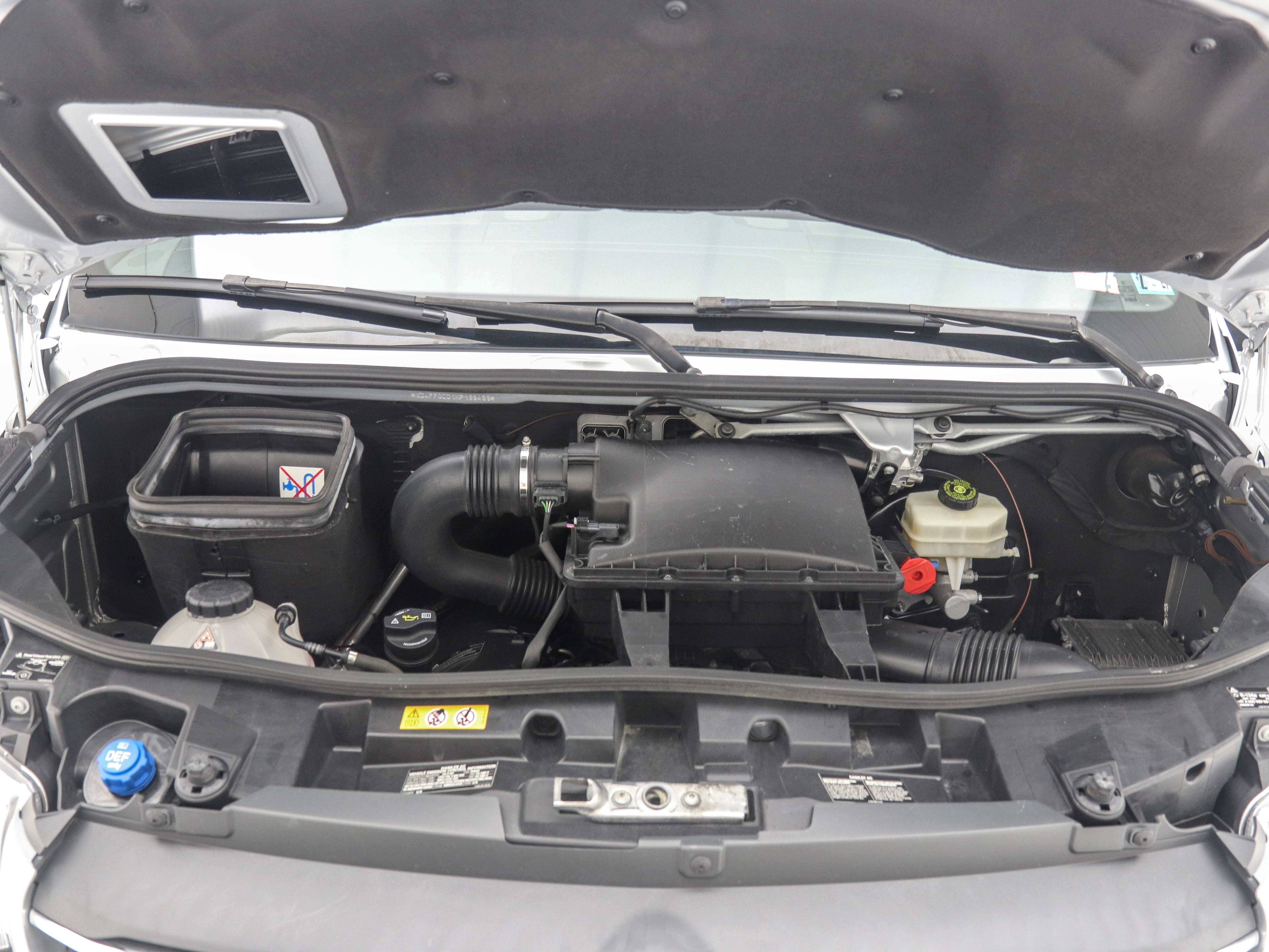 Used 2019 Mercedes-Benz Sprinter 4x4 144 image 35