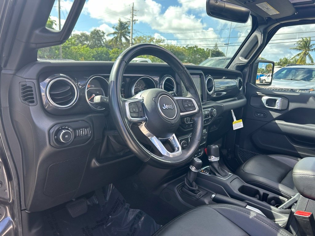 Used 2021 Jeep Wrangler Unlimited Sahara AWD/4WD image 12