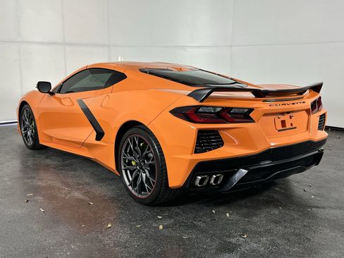 Used 2024 Chevrolet Corvette Stingray Preferred Cpe w/ 2LT image 9