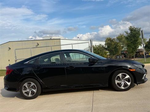 Used 2019 Honda Civic LX image 6