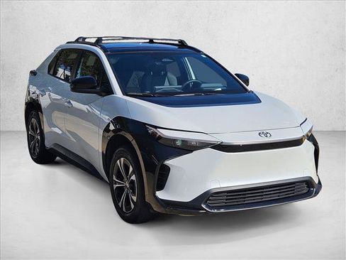 Used 2024 Toyota bZ4X XLE w/ Weather Package image 3