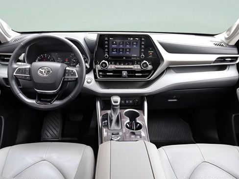Certified 2020 Toyota Highlander Limited image 33