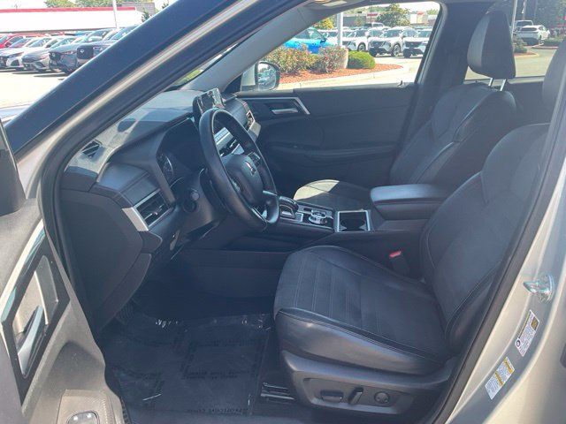 Used 2024 Mitsubishi Outlander SE FWD image 12
