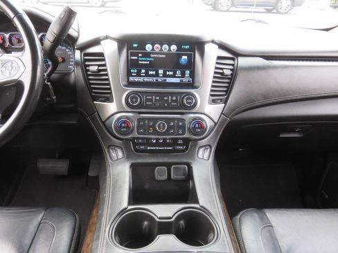 Used 2020 Chevrolet Tahoe LT image 16