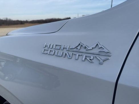 Used 2026 Chevrolet Tahoe High Country image 10