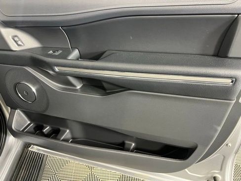 Used 2024 Ford Expedition XLT image 34