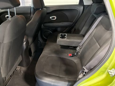Used 2014 Kia Soul FWD image 8