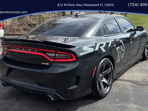 Used 2018 Dodge Charger SRT Hellcat w/ Harman/Kardon Audio Group image 5