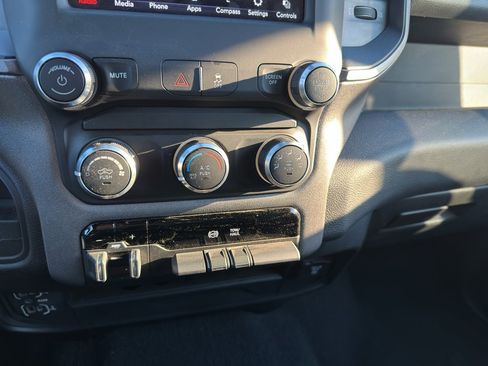 Used 2021 RAM 3500 Tradesman image 17