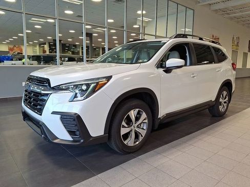 Certified 2025 Subaru Ascent Premium AWD/4WD image 3