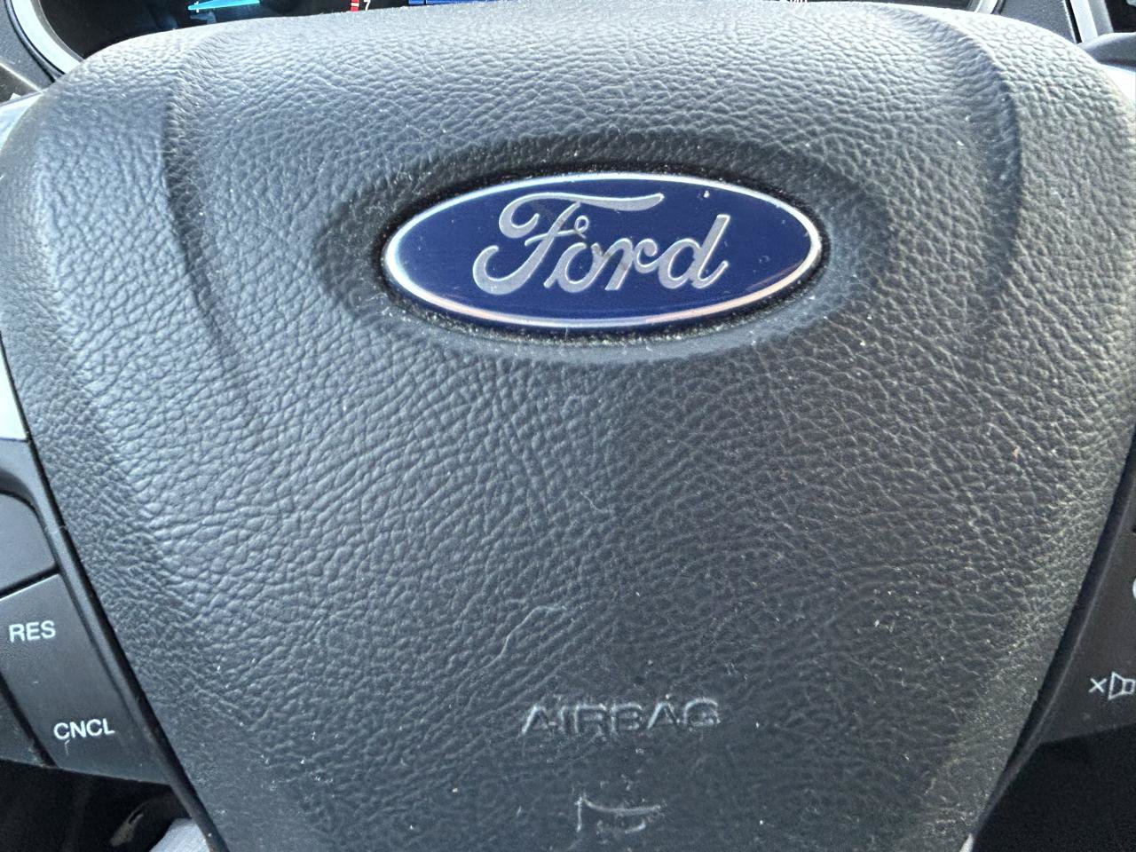 Used 2016 Ford Edge SEL w/ Class II Trailer Tow Package AWD/4WD image 20