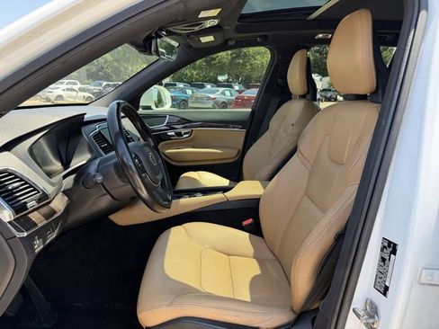 Used 2017 Volvo XC90 T6 Momentum w/ Vision Package AWD/4WD image 26