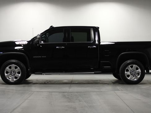 Used 2020 Chevrolet Silverado 2500 LTZ w/ LTZ Premium Package image 7