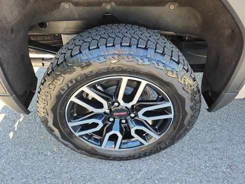 Used 2026 GMC Sierra 1500 AT4 w/ AT4 Premium Package image 9