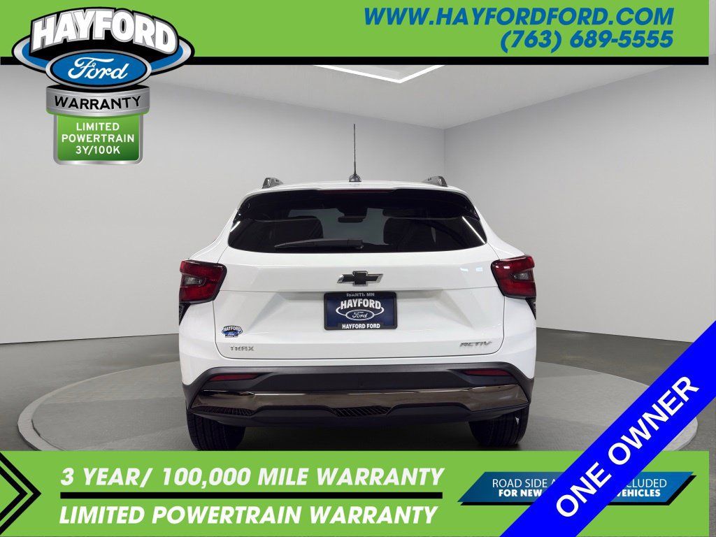 Used 2024 Chevrolet Trax ACTIV w/ Sunroof Package FWD image 4