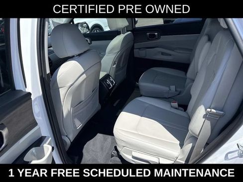 Used 2023 Kia Sorento EX w/ Panoramic Sunroof Package FWD image 17