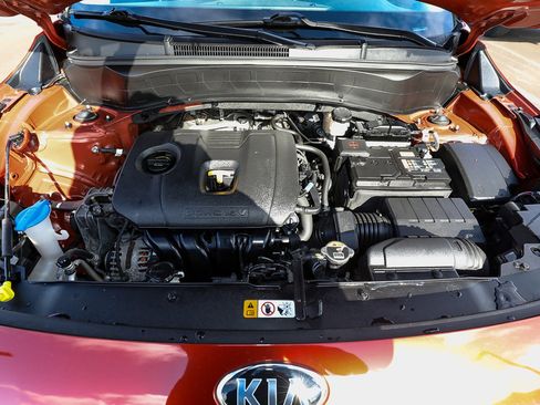 Used 2021 Kia Seltos S image 19