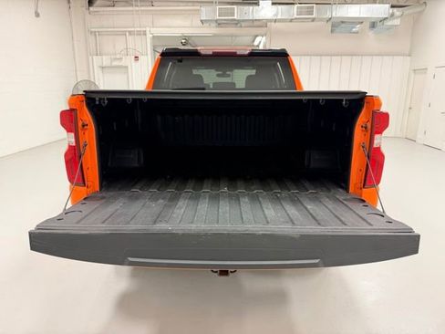 Certified 2021 Chevrolet Silverado 1500 Custom Trail Boss w/ LPO, Dark Essentials Package AWD/4WD image 25