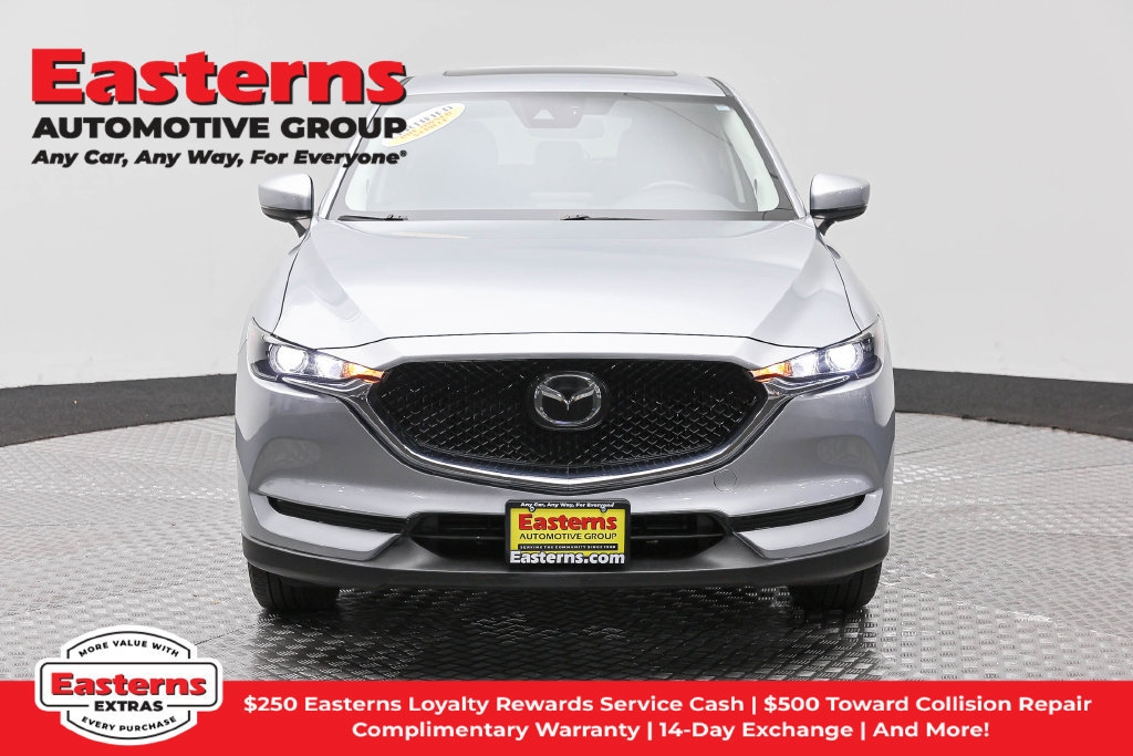 Used 2018 MAZDA CX-5 Touring w/ Preferred Equipment Package AWD/4WD image 3