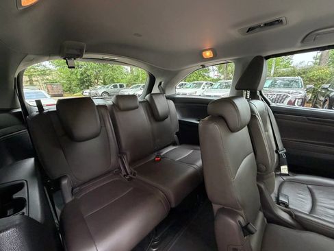 Used 2019 Honda Odyssey EX-L image 11
