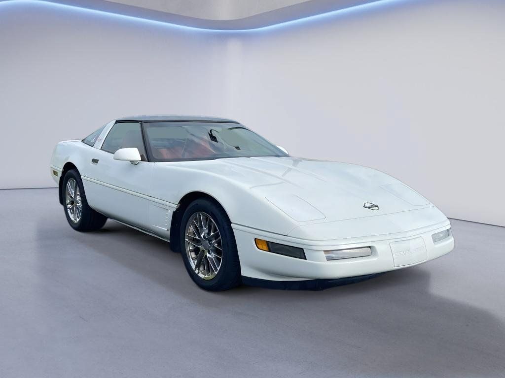 Used 1996 Chevrolet Corvette Coupe RWD image 8