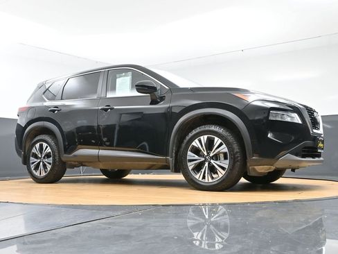 Used 2023 Nissan Rogue SV FWD image 46