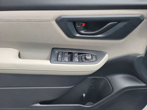 Certified 2025 Subaru Forester Premium AWD/4WD image 22