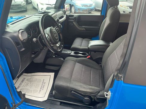 Used 2012 Jeep Wrangler Sport AWD/4WD image 20