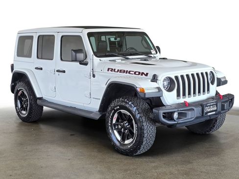 Used 2019 Jeep Wrangler Unlimited Rubicon AWD/4WD image 3
